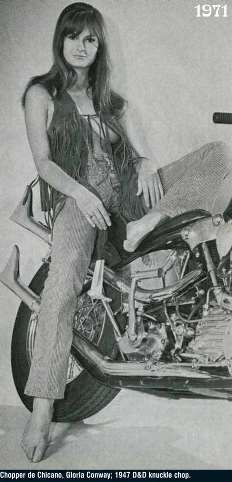 biker girls from the 70's | Vintage Biker Babes : easyriders girls of 70's : 1971 - Chopper de ... Vartan Sylvie, Old School Chopper, Sylvie Vartan, Biker Aesthetic, Biker Quotes, Motorcycle Culture, Biker Outfit, Vintage Woman, Lady Riders