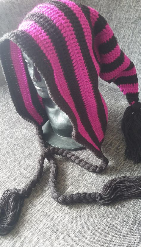 Handmade chunky crochet black and cerise pixie hood...witch goth Goth Crochet Hat, Pastel Goth Crochet, Crochet Gothic, Gothic Crochet, Goth Crochet, Future Pictures, Crochet Hood, Crochet Black, Personal Things