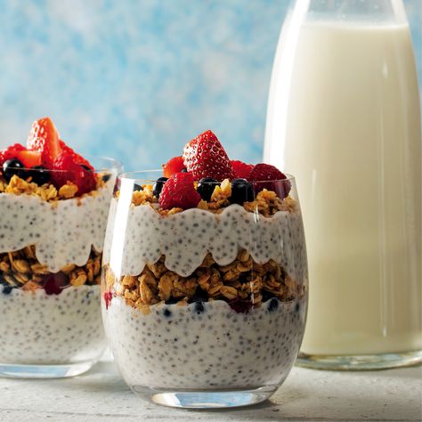 Chia Seed Breakfast Pudding, Danish Breakfast, Chia Seed Yogurt, Yoghurt Breakfast, Chai Recipes, Chia Seed Breakfast, Chia Yogurt, Chia Pudding Recipes Healthy, Chia Parfait