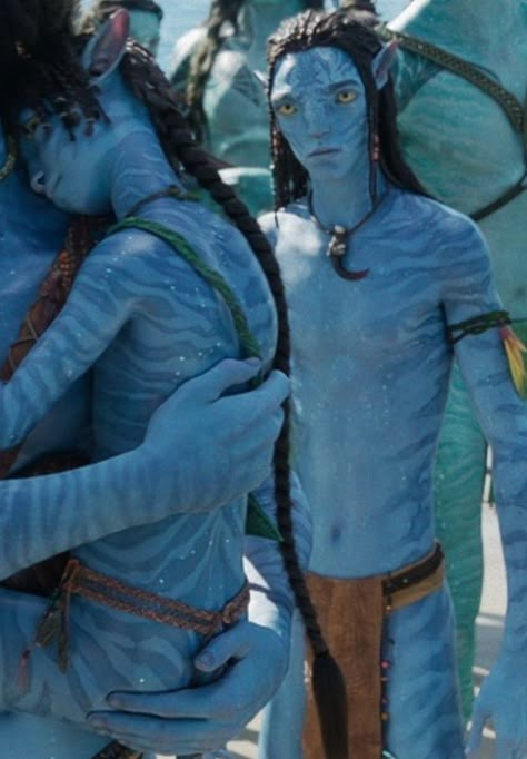 Lo'ak and tuktirey Avatar 2 Movie, Jake Sully, Blue Avatar, Avatar James Cameron, Avatar Films, Avatar Picture, Avatar Series, Avatar Fan Art, Tuk Tuk