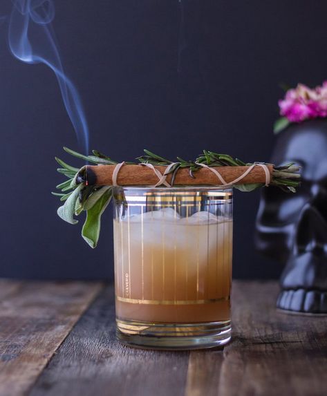 A Smoky Cider Margarita for the Witchy Woman in You Witchy Margarita, Witchy Cocktails, Witchy Drinks, Tavern Drinks, Halloween Margaritas, Cider Margarita Recipe, Cider Margarita, Midnight Margaritas, Halloween Cocktails