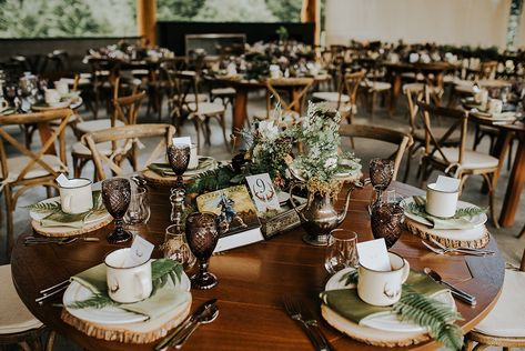 Lord Of The Rings Wedding Reception, Elvish Inspired Wedding, Lotr Wedding Table, Lord Of The Ring Themed Wedding, Lord Of The Rings Centerpiece Wedding, Lord Of The Rings Reception, Lord If The Rings Wedding, The Lord Of The Rings Wedding Theme, The Shire Wedding Theme