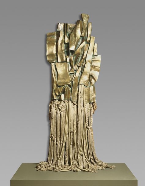 Barbara Chase-Riboud’s Bronze Steles and Paper Monuments at the Philadelphia Museum of Art Philadelphia Museums, Philadelphia Museum Of Art, Malcolm X, Rock Formations, African American Art, Abstract Sculpture, American Artists, Female Artists, American Art