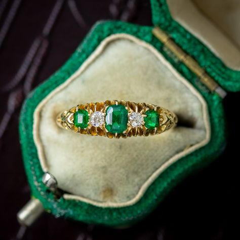 Today we're showcasing May's beautiful birthstone emerald with rings of varying antique styles ❤️ The luscious green of emerald pairs perfectly with diamonds for a fresh statement Spring/Summer look. Did you know? Genuine emeralds are internally patterned with a large number of inclusions and internal flaws, which mean that no two stones are ever completely alike. That's what makes them so special! 🌹 Honour the natural beauty of the world with a preloved emerald piece from our collection ... Antique Engagement Rings Emerald, 1960s Engagement Ring, Antique Engagement Rings Victorian, Antique Emerald Engagement Ring, Antique Emerald Ring, Vintage Emerald Engagement Ring, Antique Rings Victorian, Beauty Of The World, Emerald Band