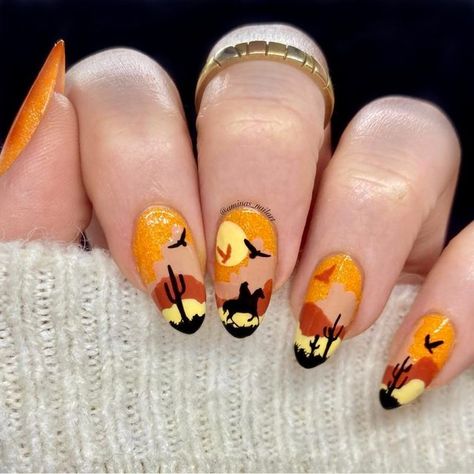 Indiana Jones Nails, Arkansas Nails, Yellowstone Nails, Southwestern Nails, Cowboy Nails Design, Southwest Nails, Western Themed Nails, Country Nail Ideas, Western Fall Nails