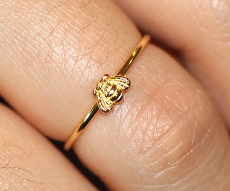 Triangle Diamond Ring, Ring Simple Gold, Tiny Diamond Ring, Diamond Leaf Ring, Promise Rings Simple, Gold Claddagh Ring, Gold Chain Earrings, Clover Ring, Triangle Diamond