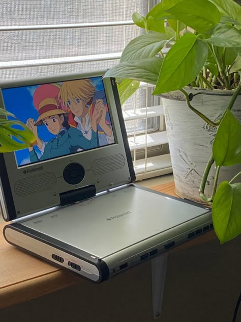 Physical Media Aesthetic, Dvd Player Aesthetic, Cd Player Aesthetic, Dvd Aesthetic, Dvd Collection Aesthetic, Portable Cd Player Aesthetic, Portable Dvd Player Aesthetic, Plants Cute, Mini Pink Dvd Player