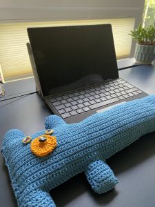 Crochet Wrist Rest, Keyboard Wrist Rest, Wrist Rest, Magpie, Merino Wool Blanket, Pom Pom, Crochet Patterns, Crochet, Pattern