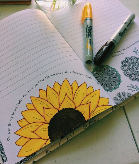 pinterest: xxangelaaxx Artes Lettering, Sunflower Journal, خريطة ذهنية, Drawing Hair, Bullet Journal Art, Bullet Journal Inspo, Bullet Journal Doodles, Journal Doodles, Bullet Journal Ideas Pages