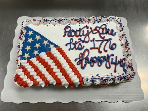 Patriotic Sheet Cake, Fourth Of July Cakes, American Party, Decorating Cakes, Holiday Cakes, Sister Wedding, Cake Decor, Sheet Cake, Buttercream Cake