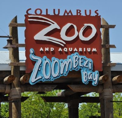 Columbus Zoo & Aquarium in Ohio....we have to check this out! They have  a polar bear viewer thing, where there's a see through ceiling and the polar bears can swim above us and stuff! Zoo Branding, Cleveland Zoo Ohio, Arctic Zoo Exhibit, Ohio Columbus, Penguin Zoo Exhibit, Indianapolis Zoo, Zoo Aquarium, Columbus Zoo And Aquarium, Animal Signs