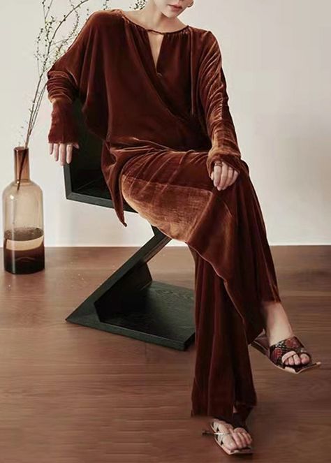 Velour Pants Outfit, Fashion Outfits Casual, Elegant Fashion Outfits, French Coffee, Long Sleeve Outfits, Velvet Clothes, Velour Pants, Short Summer Dresses, Half Sleeve Dresses