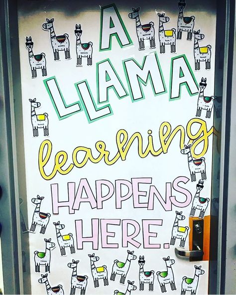 Oh my goodness! Have you seen this adorable door by @ms_wayerski?? I can’t even handle the cuteness of all the llamas 😍! She has the BEST… Llama Classroom, Jungle Theme Classroom, Teacher Bulletin Boards, Prek Classroom, Back To School Bulletin Boards, Class Theme, 2nd Grade Classroom, Door Decorations Classroom, School Bulletin Boards