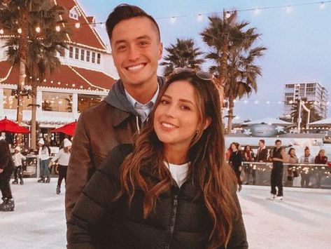 The Bachelorette star Katie Thurston has clapped back at people criticizing her new John Hersey relationship following her broken engagement to Blake Moynes. #TheBachelor #TheBachelorette #BryanAbasolo #JohnHersey #MattJames #MikeJohnson #BlakeMoynes #KatieThurston #TaylorSwift Blake Moynes, Ali Fedotowsky, Trista Sutter, Emily Maynard, Bachelorette Contestants, Rachel Lindsay, Broken Engagement, Jojo Fletcher, Kaitlyn Bristowe