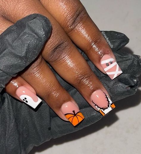 Cute Nails Acrylic Halloween Short, Cute Short Nail Sets Halloween, Short Squared Fall Acrylic Nails, Mitch Match Nail Designs, Short Halloween Set, Fall Nails Acrylic Short Square, Shorties Nails Halloween, Halloween French Tip Nails Short, Fall Sets Nails Short