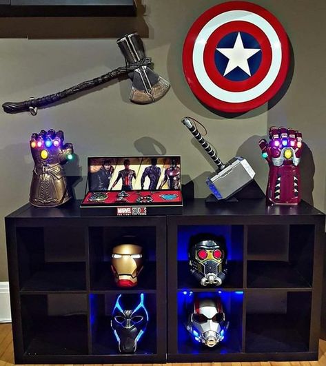 Marvel Room Ideas, Marvel Decor, Marvel Bedroom, Avengers Room, Marvel Room, Nerd Room, Video Game Room Design, Video Game Rooms, Marvel Comics Wallpaper