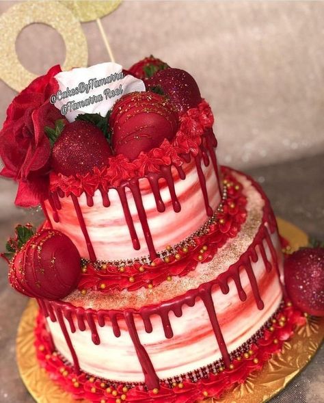 Red 18th Birthday Cake, Baddie Birthday Cake, Baddie Cake, Queens Birthday Cake, Romantic Cake, 19th Birthday Cakes, Red Birthday Cakes, 14th Birthday Cakes, Teen Cakes