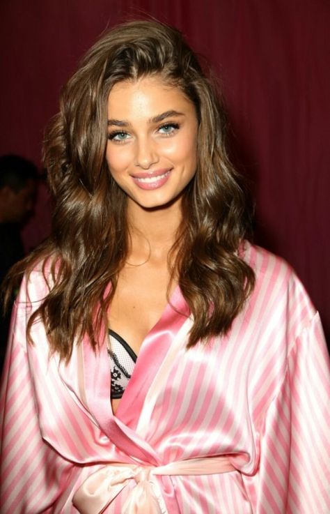 Taylor Marie Hill Taylor Hill, Victoria Secret, Brown Hair, Her Hair, Hair, Pink