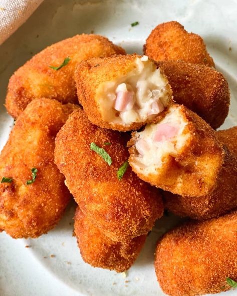 Croquetas Recipe, Gf Appetizers, Ham Croquettes, Croquettes Recipe, Deli Ham, Spanish Tapas, Tapas Bar, Gazpacho, Ham And Cheese