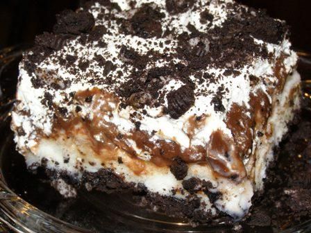 Directions:  1Crush enough oreos for a layer in a casserole dish.  2Slice ice cream (1/2 inch) and layer over oreos.  3Next spread a layer of fudge topping (spreads easier if it is a little warm).  4Spread layer of cool whip.  5Sprinkle more crushed oreos over the top.  6Freeze for 15 minutes.  7Serve and watch it dissappear! Ice Cream Casserole, Fudge Topping, Oreo Delight, Oreo Torte, Cool Whip Desserts, Oreo Fudge, Oreo Ice Cream, Frozen Dessert Recipe, Stick Butter