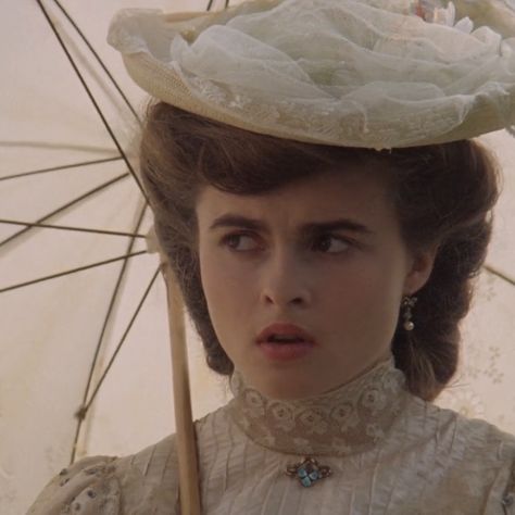 lucy honeychurch Lucy Honeychurch, British Period Dramas, A Room With A View, Fields Of Gold, Room With A View, Bonham Carter, Helena Bonham Carter, Sofia Coppola, Love To Meet