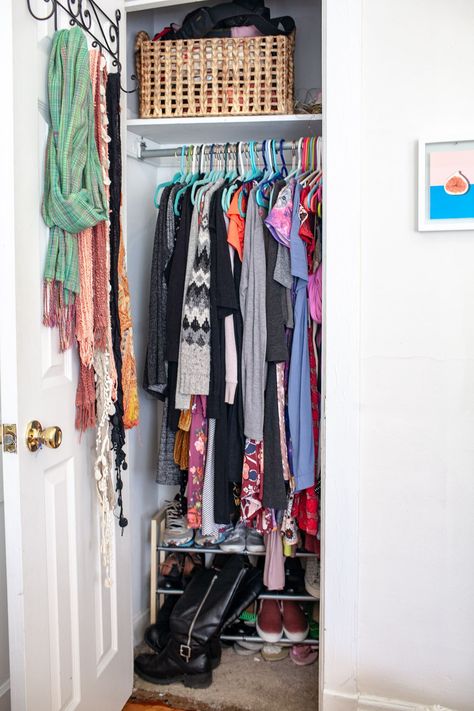 My apartment a year after KonMari. My bedroom closet after cleaning. Konmari Organizing, Marie Kondo Memes, Marie Kondo, Konmari Method, Tidy Up, Closet Bedroom, The Girl Who, Organization Hacks, Wardrobe Rack