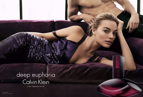 Calvin Klein Deep Euphoria Ad Featuring actress Margot Robbie Jennifer Aniston Perfume, Euphoria Perfume, Calvin Klein Campaign, Calvin Klein Fragrance, Magic Rose, Fragrance Campaign, Fragrance Ad, Calvin Klein Euphoria, Craig Mcdean