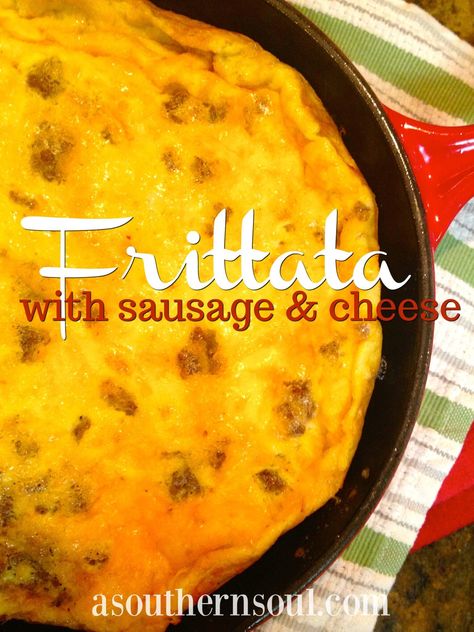 Easy to make, delicious sausage and cheese frittata is made using six simple ingredients. Breakfast Fritatta, Fritata Recipe, Frittata Recipes Breakfast, Food With A Twist, Sausage Frittata, Soul Recipes, Easy Frittata Recipe, Gluten Free Sausage, Easy Frittata