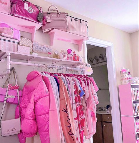 Pink Aesthetic Closet, Barbie Closet Aesthetic, Pink Luxury Apartment, Pink Barbie Room Decor, Barbie Dream House Bedroom, Pink Closet Aesthetic, All Pink Room, Pink Barbie House Aesthetic, Barbie’s Closet