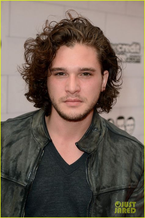 Kit Harrington...John Snow Haircuts 2014, Medium Short Haircuts, John Snow, Kit Harrington, Mens Hairstyles Medium, Men's Long Hairstyles, Cool Hairstyles For Men, Popular Haircuts, Kit Harington