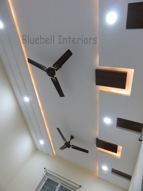 New False Ceiling Designs, Beautiful Ceiling Designs, Vaulted Ceiling Lighting, Pop Design For Hall, Drawing Room Ceiling Design, False Ceiling Designs, Simple False Ceiling Design, Gypsum Ceiling Design, Bedroom Pop Design