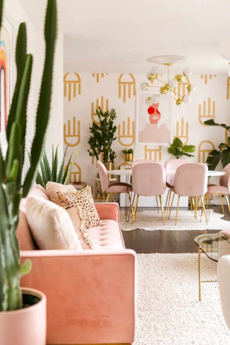 Girly Romantic Bedroom, Beauty Office Room Ideas, Palm Springs Living Room Decor, Palm Springs Aesthetic Decor, Pink Interior Design Home Decor, Girly Living Room Ideas, Dining Room Spaces, A Beautiful Mess, Design Del Prodotto