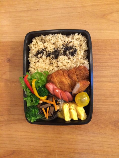 Bekal Korea, Husband Lunch, Kotak Bekal, Healthy Food Inspiration, Bento Recipes, Japanese Cooking, Food Recepie, Food Goals, Cafe Food