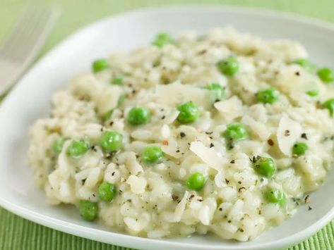 Yesterday I harvested my first batch of peas and made a dish better tasting than my Mums... really! Sorry Mama. Croatian Food Recipes, Traditional Croatian Food, Croation Recipes, Great Side Dishes, Croatian Cuisine, Parmesan Risotto, Balkan Food, Bosnian Recipes, Serbian Food