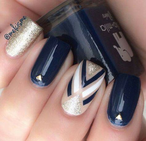 Beige marino... Navy Nails, Pumpkin Nails, Super Nails, Glitter Nail Art, Fancy Nails, Flower Nails, Blue Nails, Trendy Nails, Beauty Nails