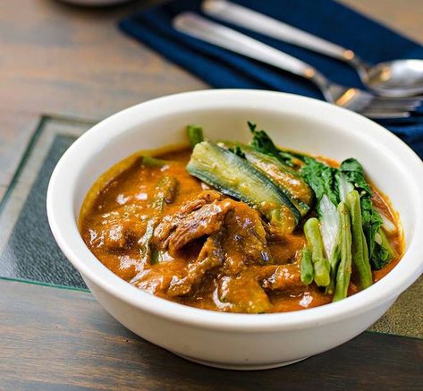 Kare Kare Recipe Philippines, Kare Kare Recipe, Bagoong Alamang, Beef Tripe, Kare Kare, Filipino Dishes, Pinoy Food, Cooking Chef, Filipino Recipes