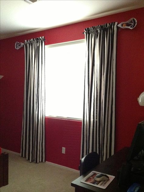 Sports bedroom with curtain rods made from Lacrosse sticks and material made to look like referee shirts. How cool! Lacrosse Bedroom, Lacrosse Room, Sports Bedroom, Lacrosse Stick, Lacrosse Boys, Sport Bedroom, Teen Boy Room, Lacrosse Sticks, Teen Boy Bedroom