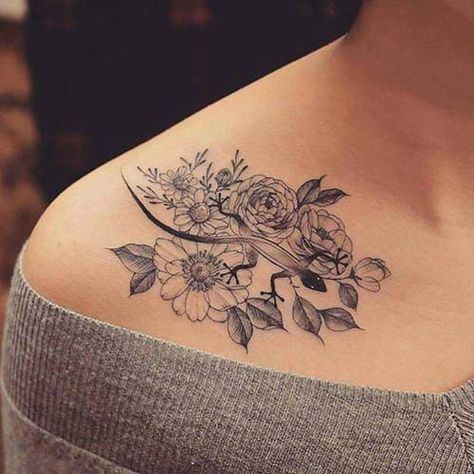 Perfect Shoulder Tattoos for Women | by tattolover | Medium Women's Shoulder Tattoo, Front Shoulder Tattoos, Lizard Tattoo, Places To Get Tattoos, Anker Tattoo, Small Shoulder Tattoos, Beautiful Flower Tattoos, Daisy Tattoo, Flower Tattoo Shoulder