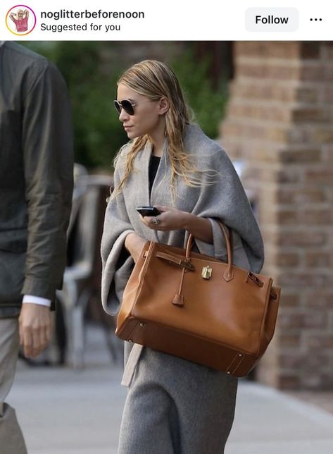 Mary Kate Olsen with her Hermes Birkin Bag 2024 — Collecting Luxury Hermes Birkin Collection, Celebrity Bags, Hermes Birkin Bag, Kate Olsen, 2024 Goals, Olsen Twins, Birkin 30, Mary Kate Olsen, Simply The Best