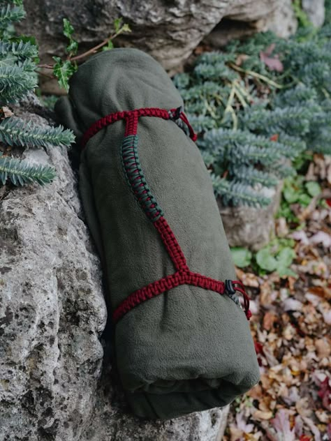 Useful Paracord Projects, Paracord Survival Projects, Paracord Bag Diy, Paracord Ideas Diy, Paracord Lanyard Diy, Paracord Projects Tactical, Paracord Net Diy, Paracord Bag, Paracord Lanyard