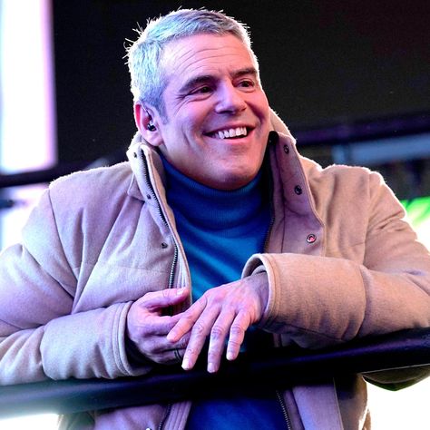 Andy Cohen Regrets This "Stupid and Drunk" New Year's Eve Diss - E! Online Top Business Books, New Year's Eve Countdown, Andy Cohen, Ryan Seacrest, Anderson Cooper, Booker T, Cnn News, Banned Books, Musical Group