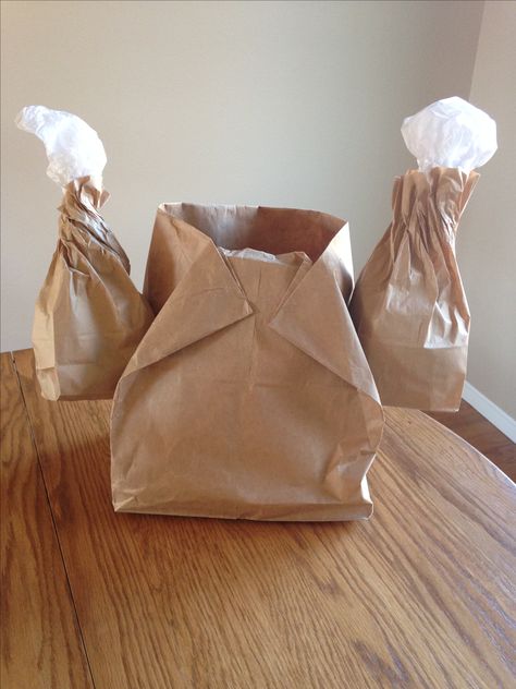 Stuff the turkey game.  Throw wadded-up and taped balls of paper into paper sack turkey.  To make turkey, fold down top of a large bag about 4".  Fold and staple down front corners.  To make drumsticks, stuff 2 small lunch sacks with paper and add some white tissue paper sticking out about 2".   Twist to close and hot glue to sides of body. Paper Bag Turkey Leg, Turkey Paper Bag, Thanksgiving Food Crafts, Turkey Games, Paper Turkey, Senior Crafts, Animal Enrichment, School Snacks For Kids, Diy Turkey