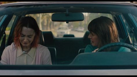 Bird Mom, Greta Gerwig, Film Inspiration, Lady Bird, Coming Of Age, Film Aesthetic, Film Stills, Film Movie, Movie Scenes