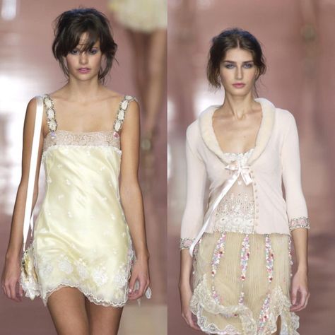 Runway Fashion Couture, Runway Outfits, Model Aesthetic, Runway Collection, Runway Models, Types Of Fashion Styles, Couture Fashion, Passion For Fashion, Pretty Dresses