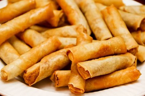 Lumpia Recipe Filipino, Lumpiang Shanghai Recipe, Filipino Egg Rolls, Lumpia Shanghai, Lumpiang Shanghai, Shanghai Food, Lumpia Recipe, Telur Gulung, Homemade Egg Rolls