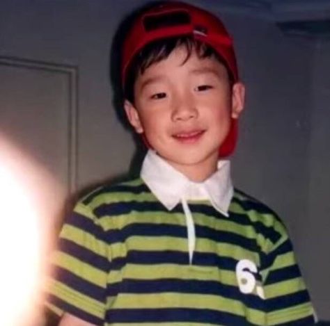 Bang Chan Baby Photo, Baby Bangs, Chris Chan, Skz In Cute, Kid Memes, Kids Icon, Music For Kids, Homeless Children, Crazy Kids