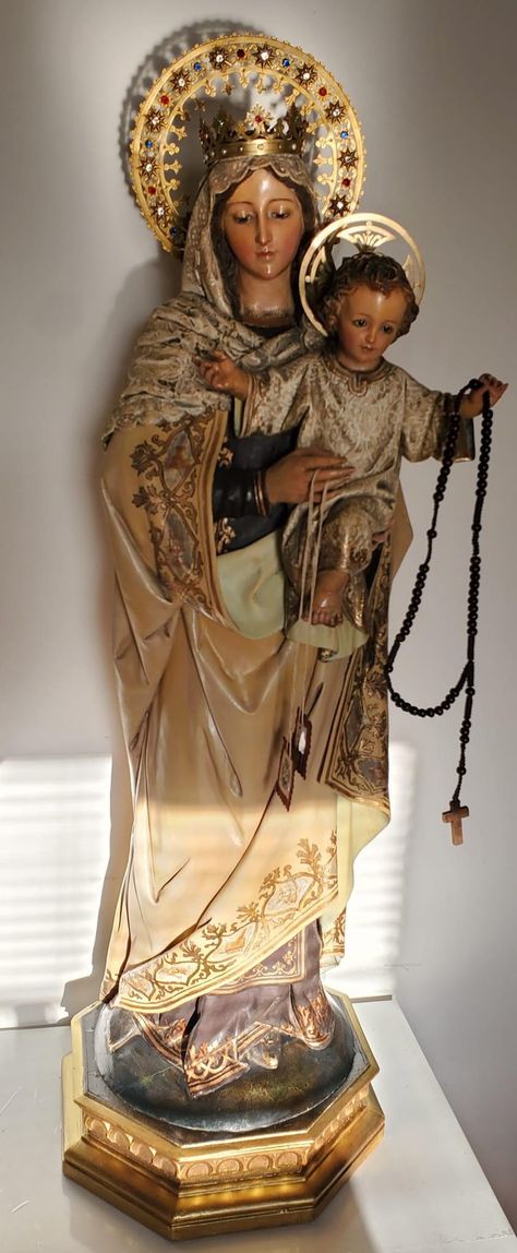 Our Lady Of Mt Carmel, Spiritual Girl, Our Lady Of Mount Carmel, Mount Carmel, Mary Statue, Lady Of Fatima, Greek Orthodox, Sacred Art, Mother Mary