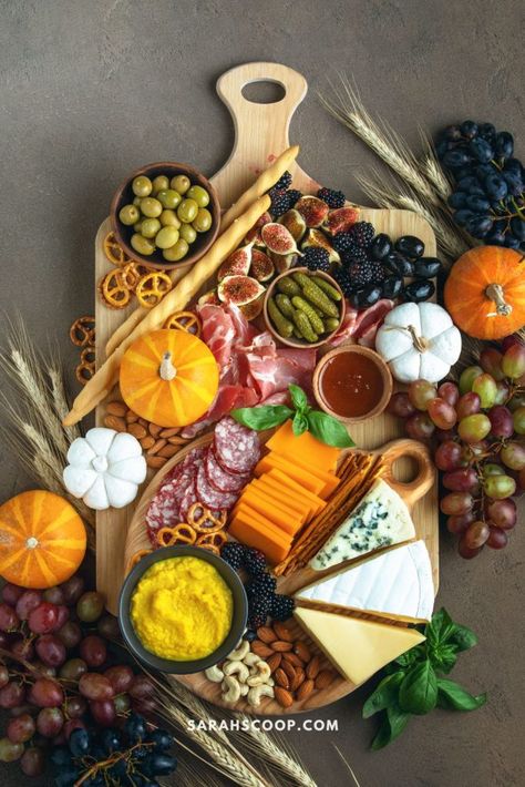 Fall Bridal Shower Ideas, Meat Charcuterie, Fall Charcuterie Board, Spinach Mushroom Pasta, Charcuterie Table, Fall Charcuterie, Halloween Themed Snacks, Vegetarian Thanksgiving Recipes, Fake Pumpkins