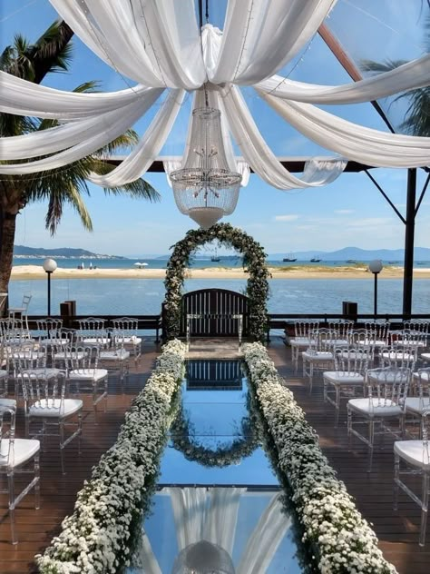 Groom Suit 2023, Beach Wedding Set Up, Beach Venue Wedding, Jamaica Beach Wedding, Beach Marriage, Beach House Wedding, Beach Wedding Venues, Beach Wedding Ceremony, Wedding Setup