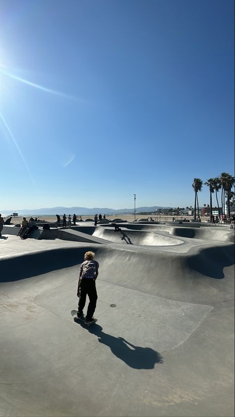 Los Angeles summer, Venice beach, Venice boardwalk, Skatepark photos, Summer aesthetic, Skatepark, Skater aesthetic, Beach skatepark, Halloween In Los Angeles, Skatepark Aesthetic, Venice Beach Skate Park, Los Angeles Venice Beach, Skater Lifestyle, Los Angeles Summer, Venice Los Angeles, Venice Boardwalk, Angeles Aesthetic